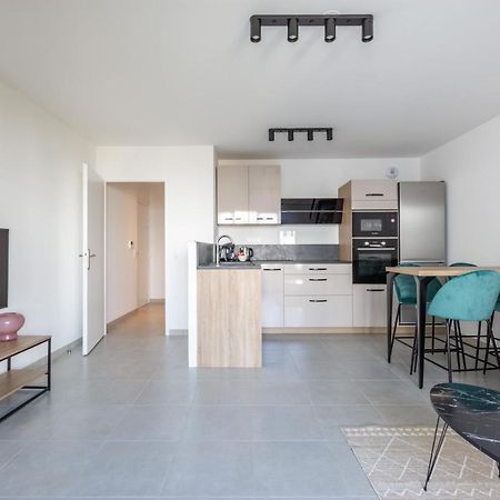 Appartement Dans Le Pre By Plaza à Chessy  Extérieur photo